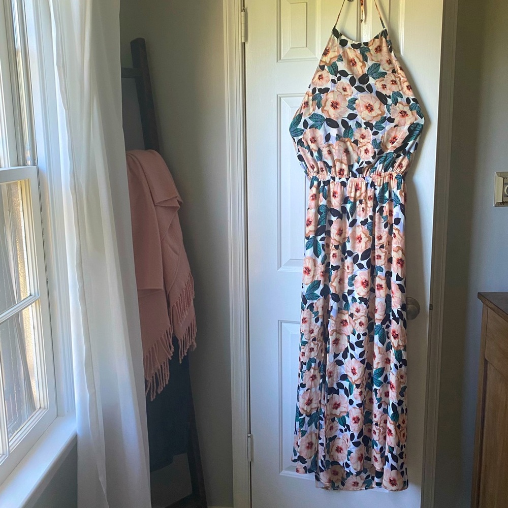 Show Me Your MuMu XL Tie Halter Maxi dress